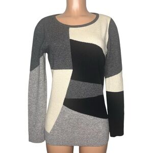 Cashmere Saks Fifth Avenue 100% Cashmere Color Black Sweater Size Large